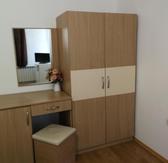 Otel къща за гости The Sunny Corner