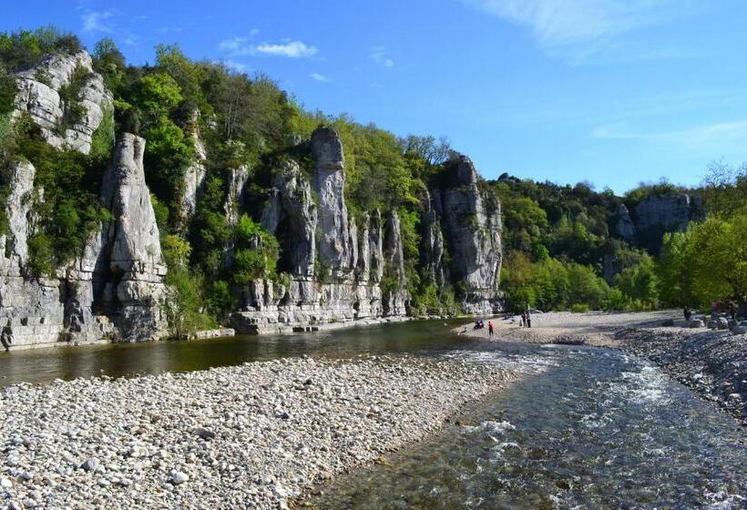 בית מלון כפרי Hôtel La Garenne