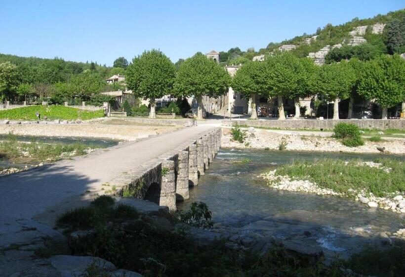 בית מלון כפרי Hôtel La Garenne