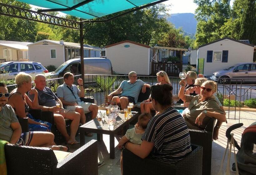 Camping Hotel Les Rives Du Loup