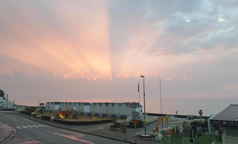 Отель L'huitrière