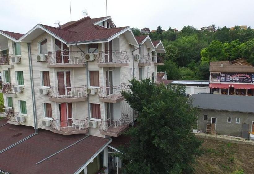 ホテル Morski Dar