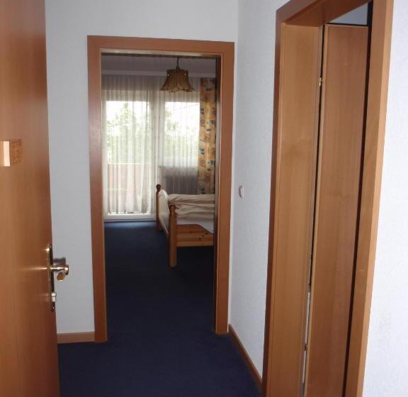 ホテル Pension Lindbichler