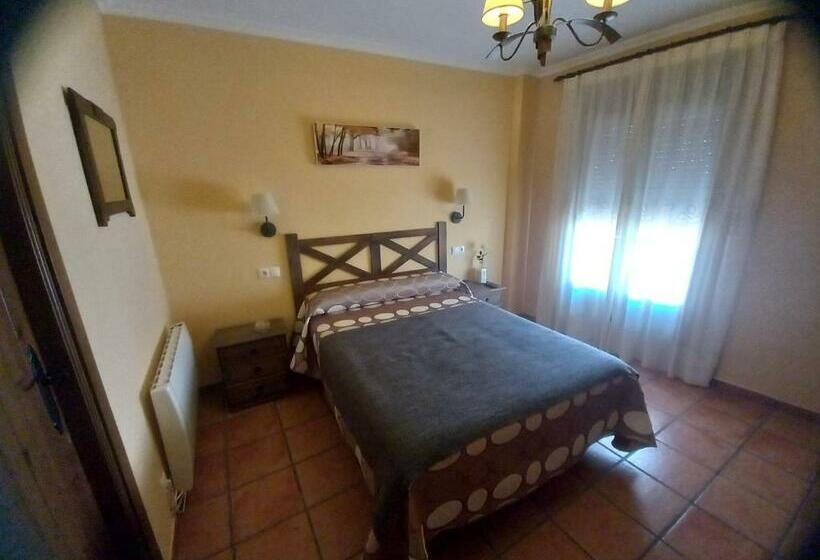 בית מלון כפרי Posada De Campillo