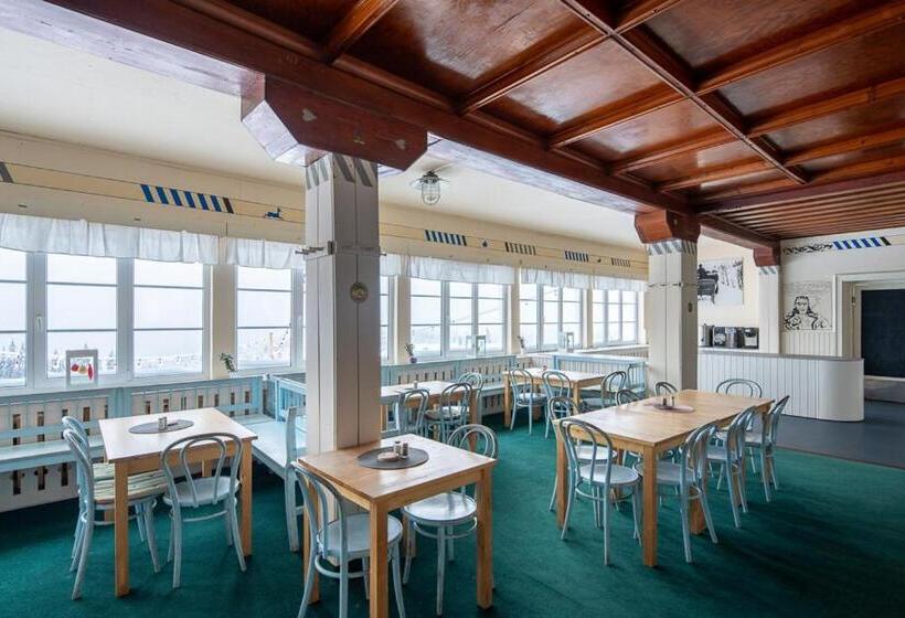 فندق Prazska Bouda