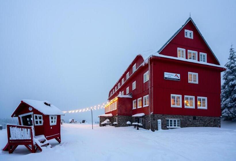 هتل Prazska Bouda