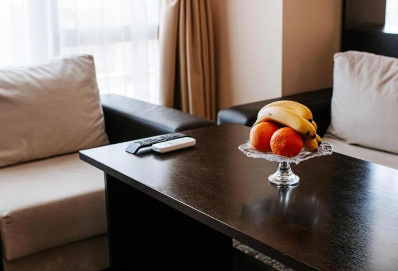 בית מלון כפרי Red Iguana