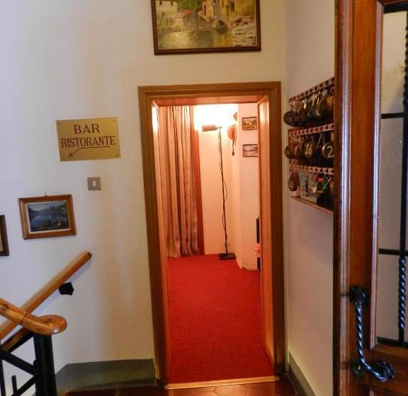 בית מלון כפרי Villa Svizzera