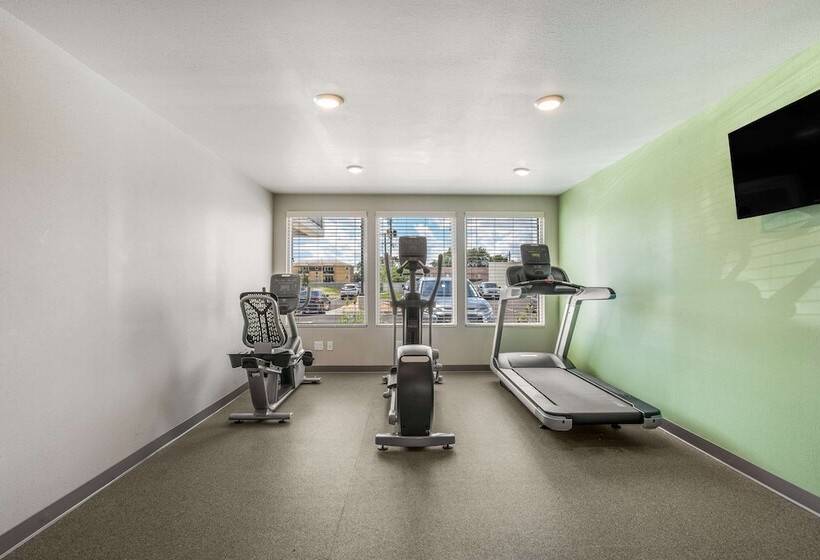 هتل Woodspring Suites Chicago Midway