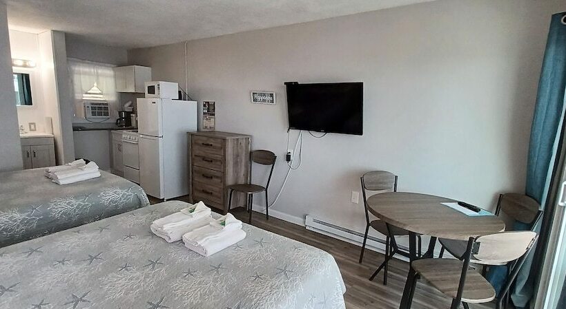 汽车旅馆 Breakers By The Sea