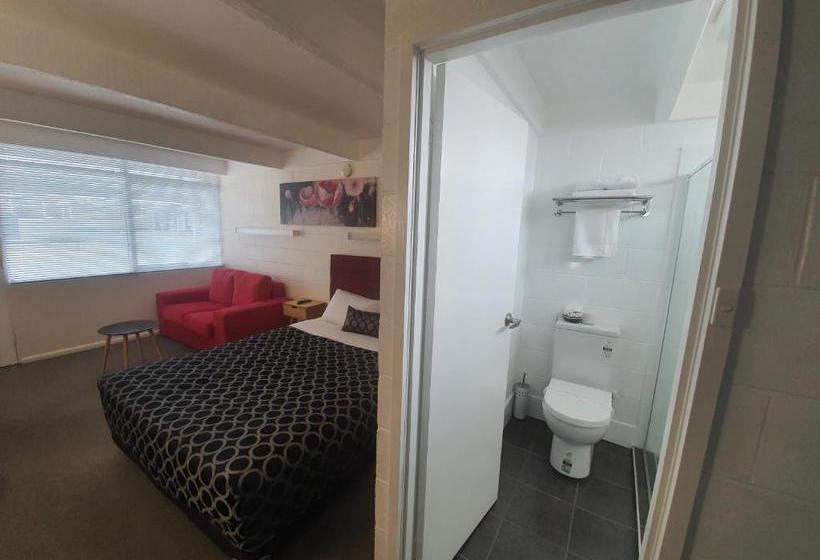 מוטל Charles Sturt Motor Inn