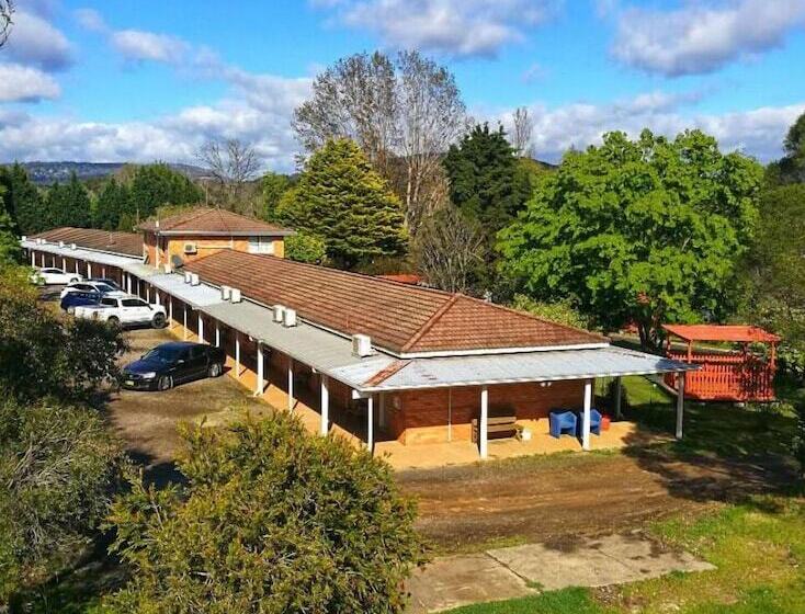 汽车旅馆  Poplars Inn Mittagong