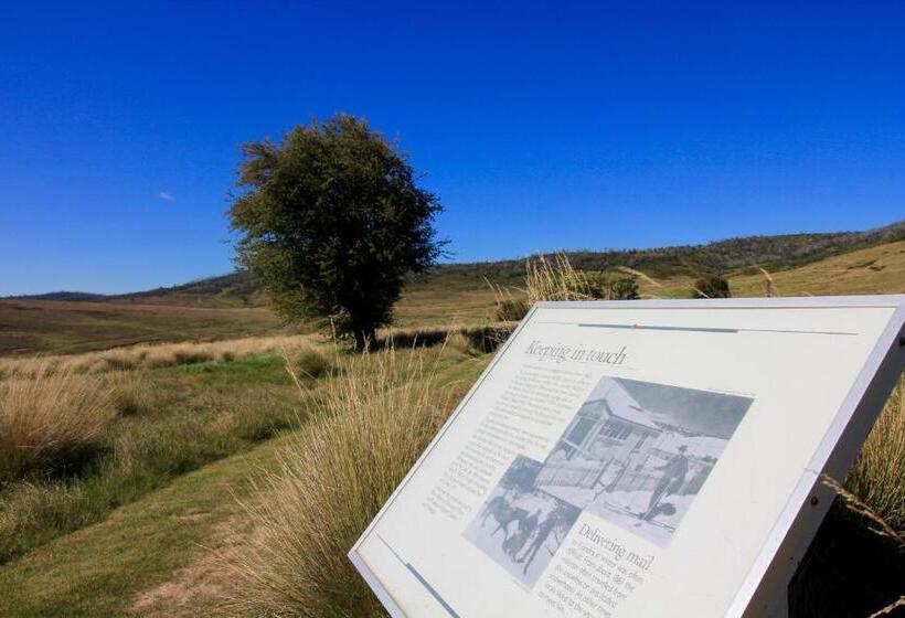 모텔 Snowy Mountains Resort And Function Centre