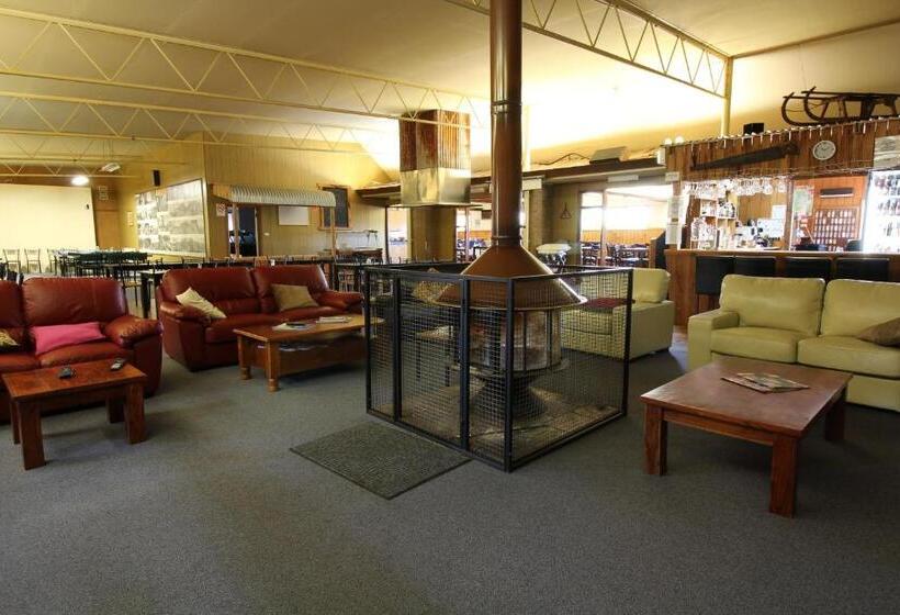 모텔 Snowy Mountains Resort And Function Centre