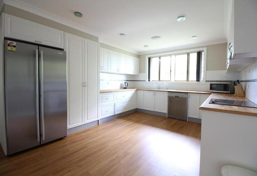 모텔 Snowy Mountains Resort And Function Centre