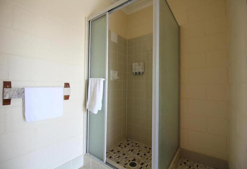 모텔 Snowy Mountains Resort And Function Centre