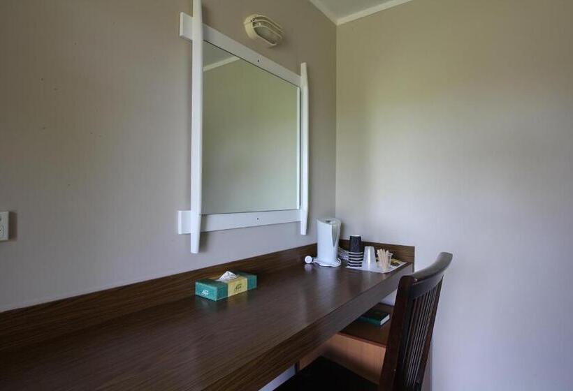 모텔 Snowy Mountains Resort And Function Centre