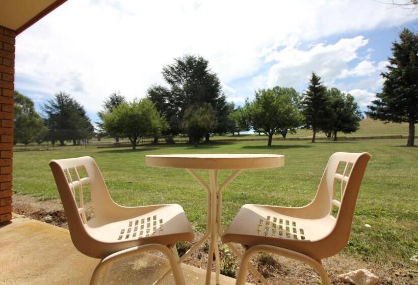 모텔 Snowy Mountains Resort And Function Centre