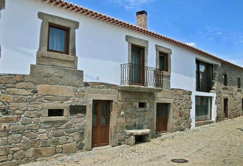 بنسيون Casa Dos Poços