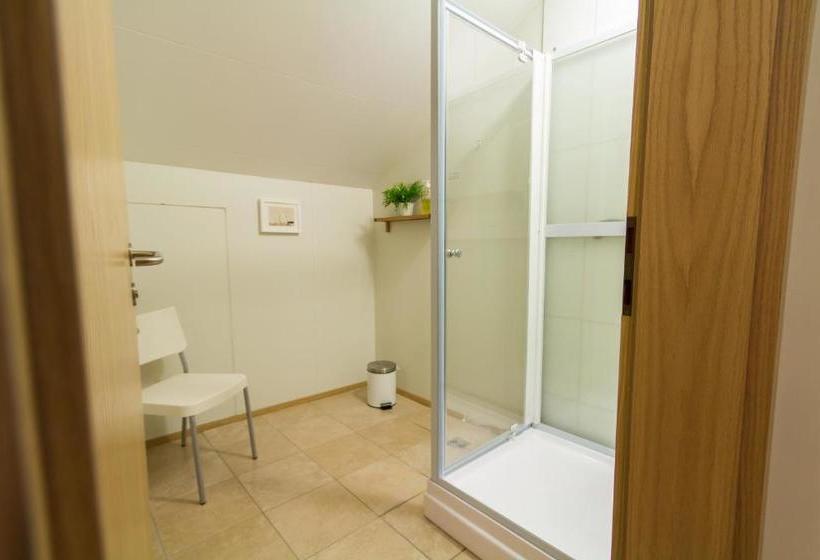 پانسیون Eyjólfsstadir Guesthouse