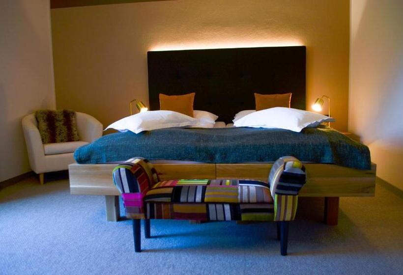 ペンション Garni Alpin