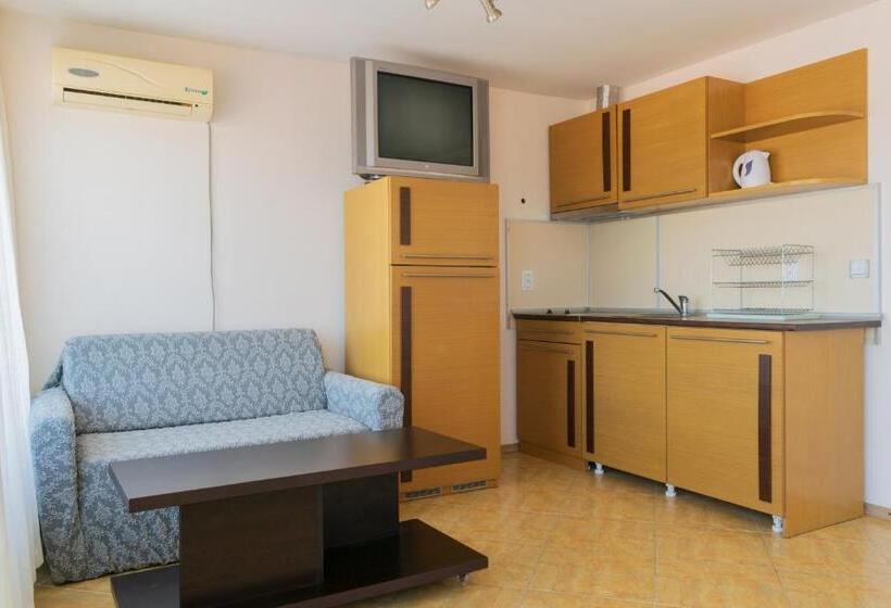 Пансион Guest House Eos