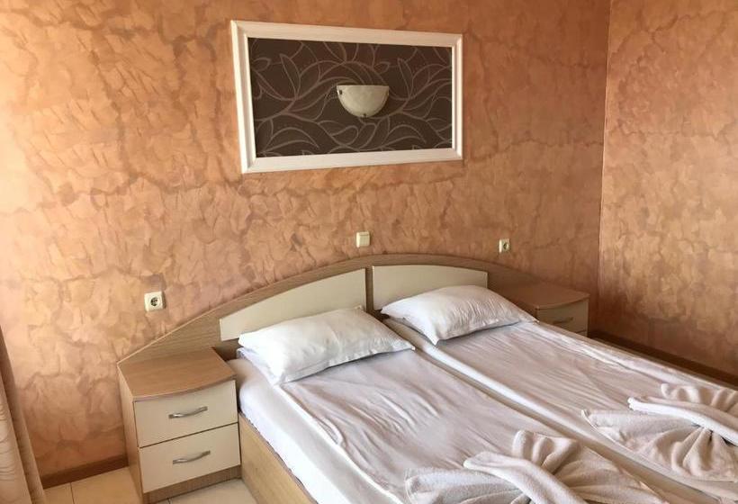 بنسيون Guest House Val And Kate