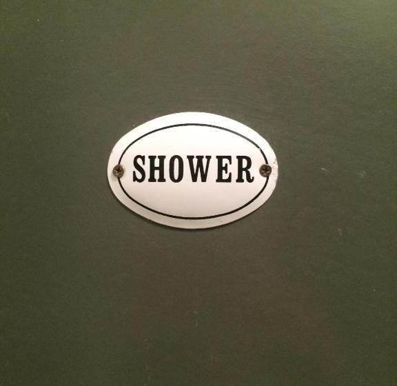 פנסיון Guesthouse 83