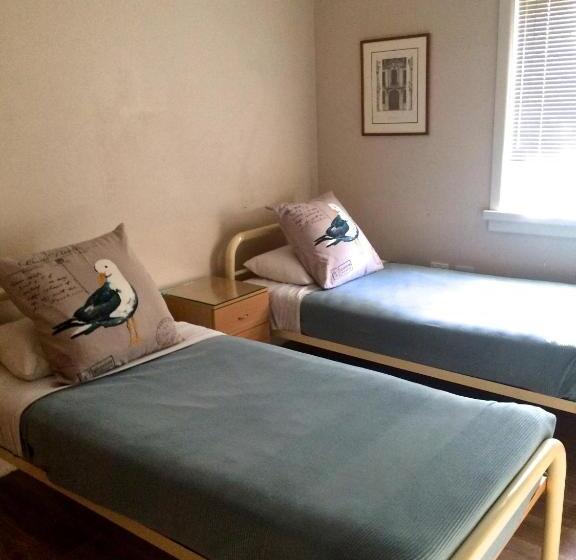 פנסיון Guesthouse 83