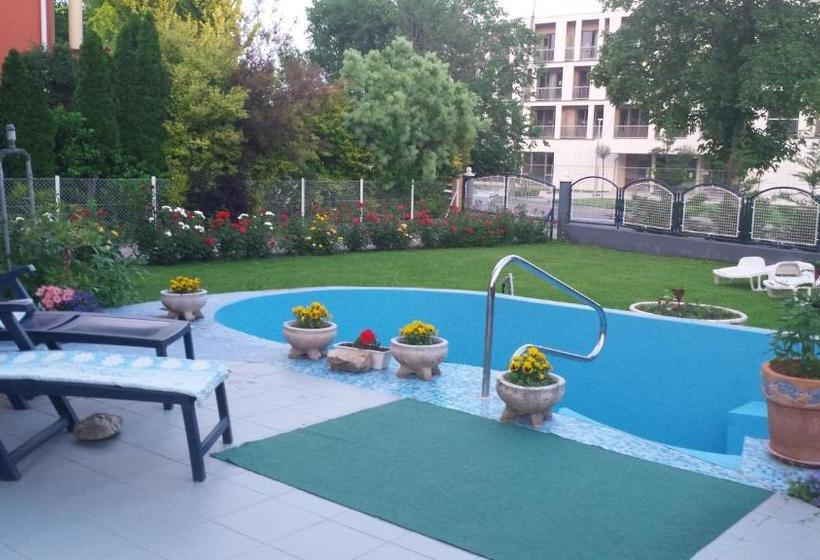 Пансион Judit Haus