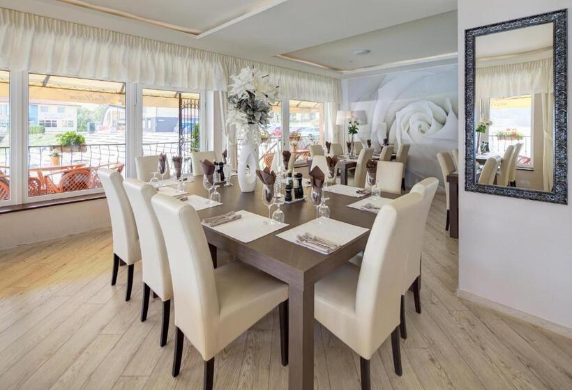 펜션 Penzion Jollien