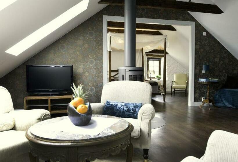 膳宿费 Smakrike Krog & Logi