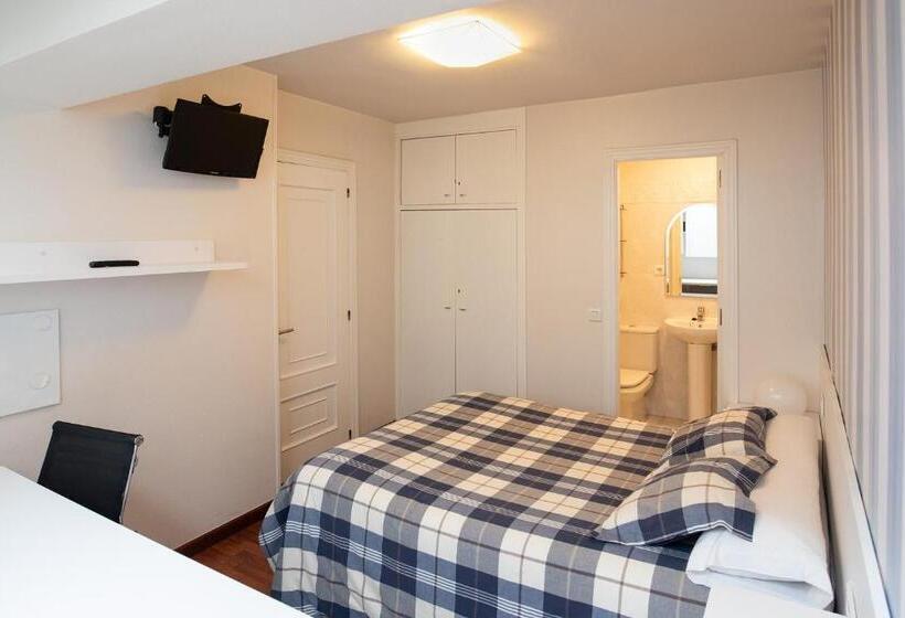 Pension Residencia F&f