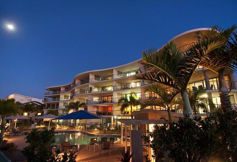 リゾートホテル The Norfolks On Moffat Beach