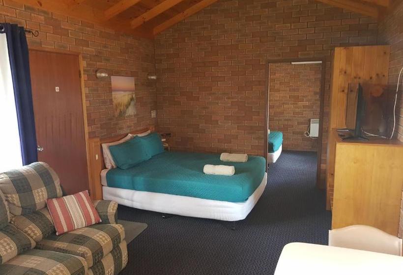 Walkabout Motel