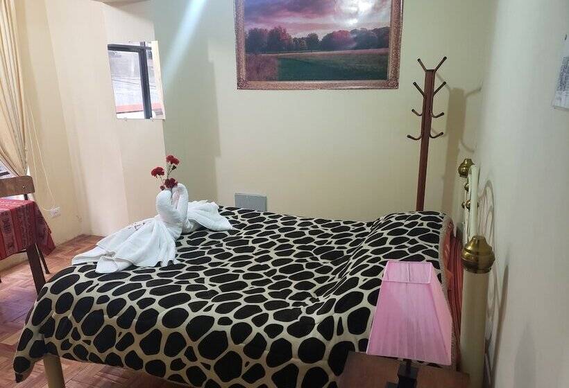 هاستل Hostal Salas