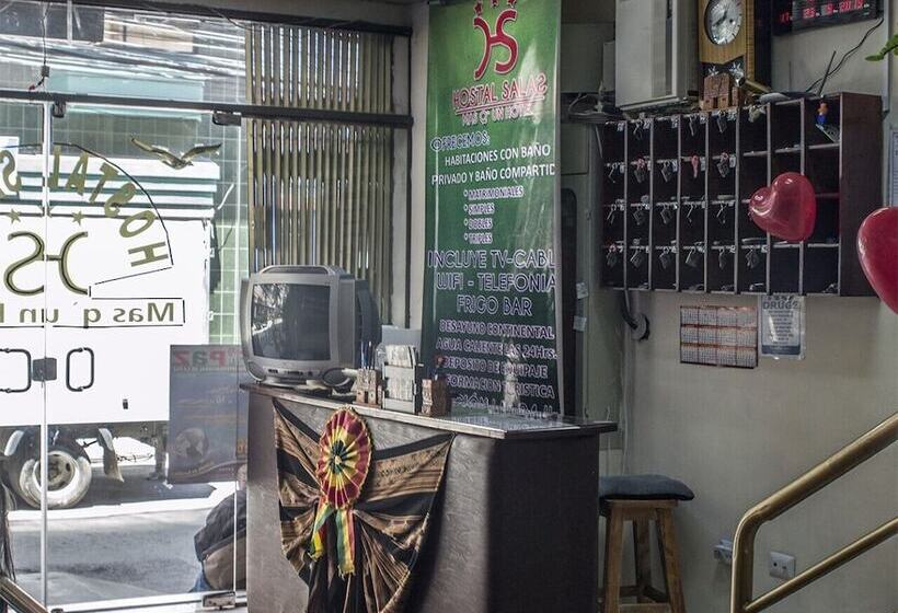 هاستل Hostal Salas