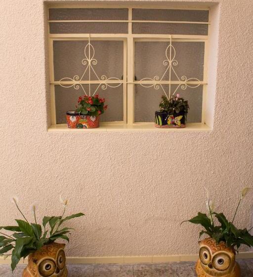 ユースホステル Hostal Tlaquepaque