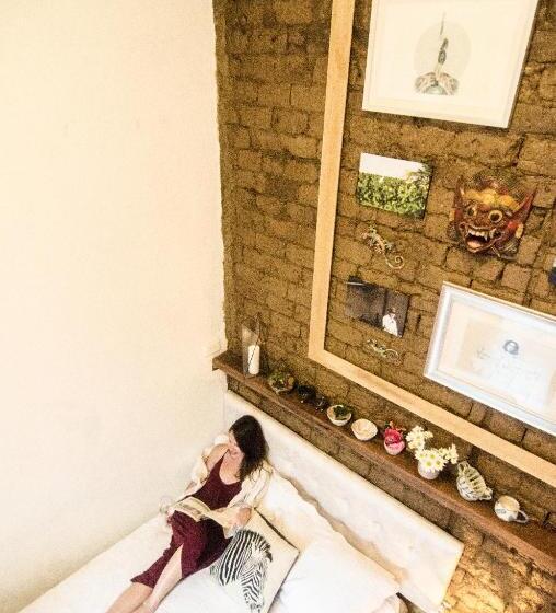 ユースホステル Moonshine Boutique Hostal