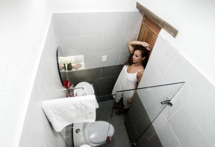 ユースホステル Moonshine Boutique Hostal