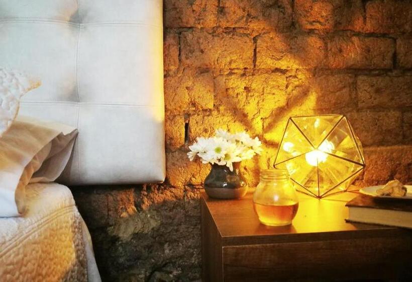 ユースホステル Moonshine Boutique Hostal