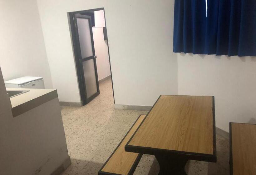 הוסטל Posada Del Parque