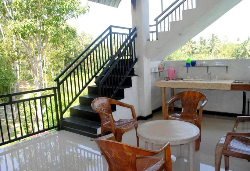 هاستل Village Villa