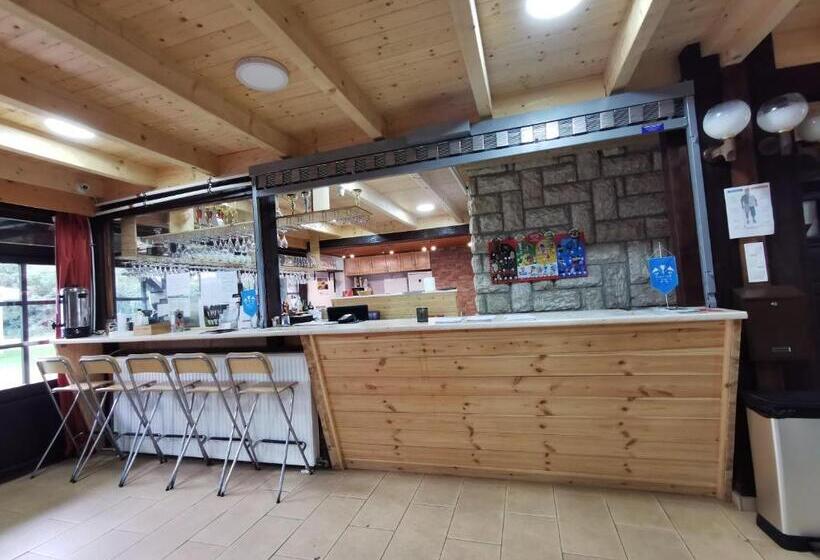 مبيت وإفطار Greenfield Panzió