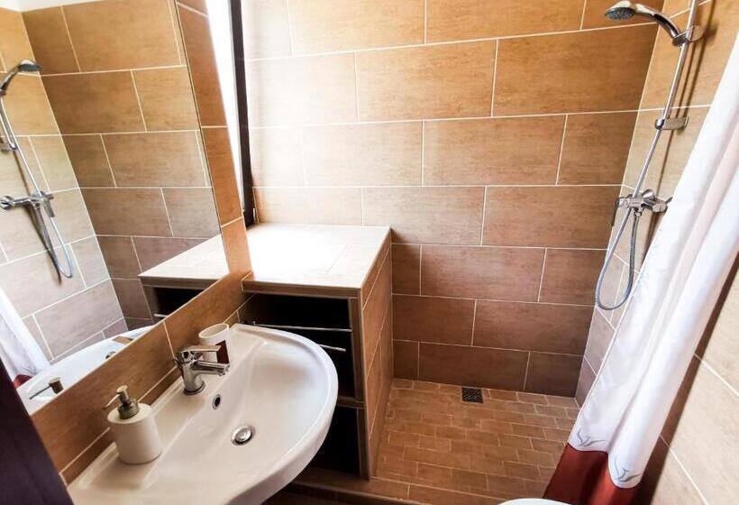 مبيت وإفطار Greenfield Panzió