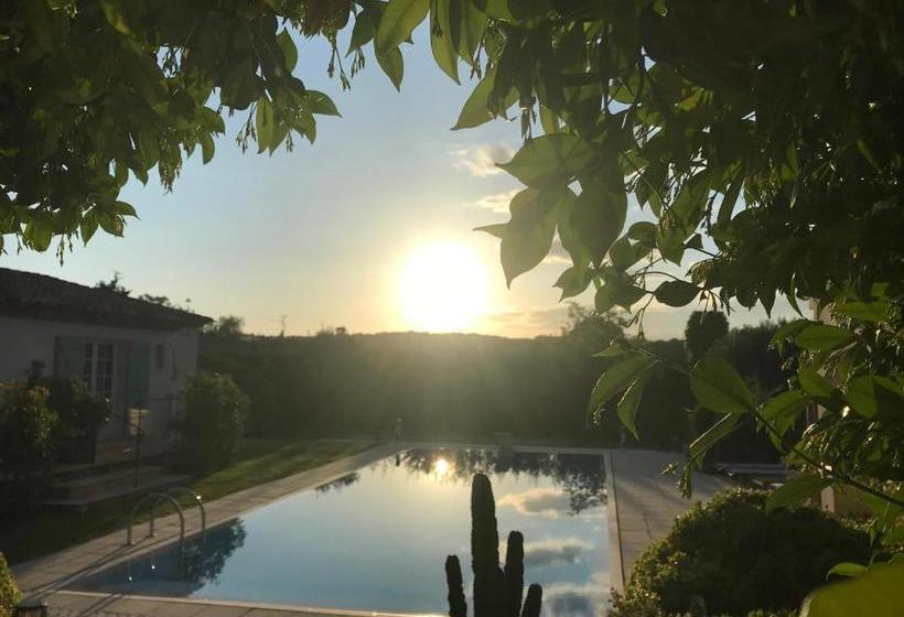 צימר Le Mas De La Source