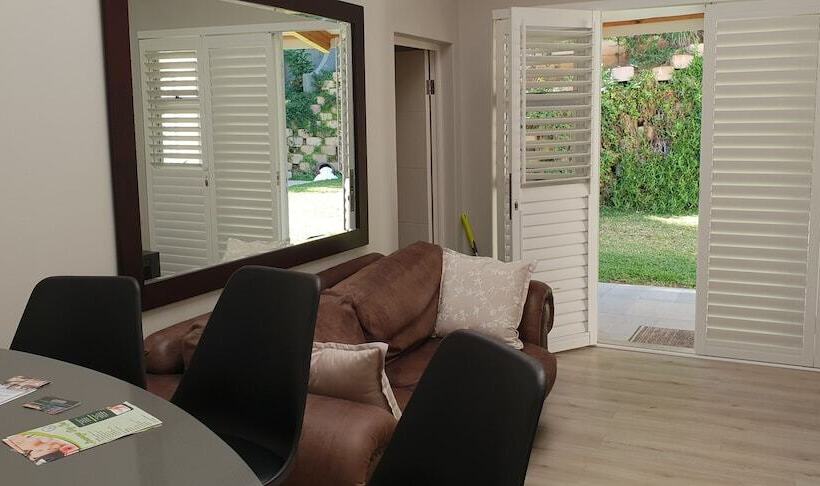 צימר Umhlanga Lodge