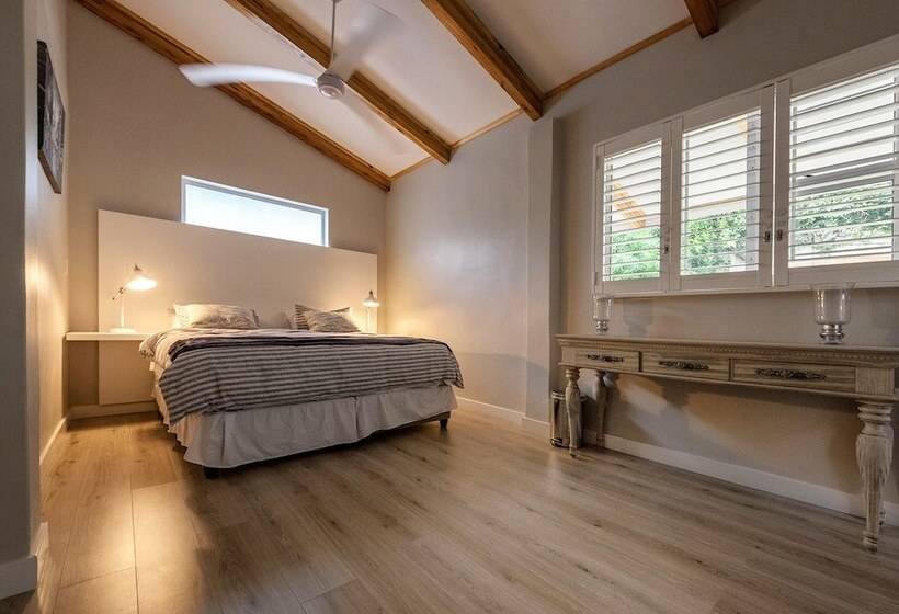 צימר Umhlanga Lodge