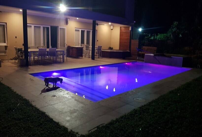 צימר Umhlanga Lodge