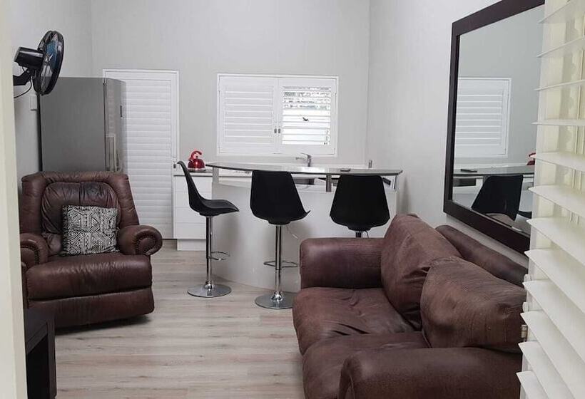 צימר Umhlanga Lodge